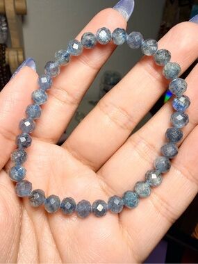 6mm Faceted Kyanite Bracelet 💙
